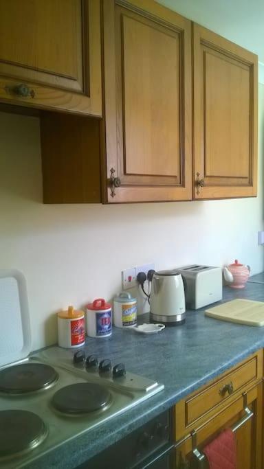 Large Countryside Home Tow Law Екстер'єр фото